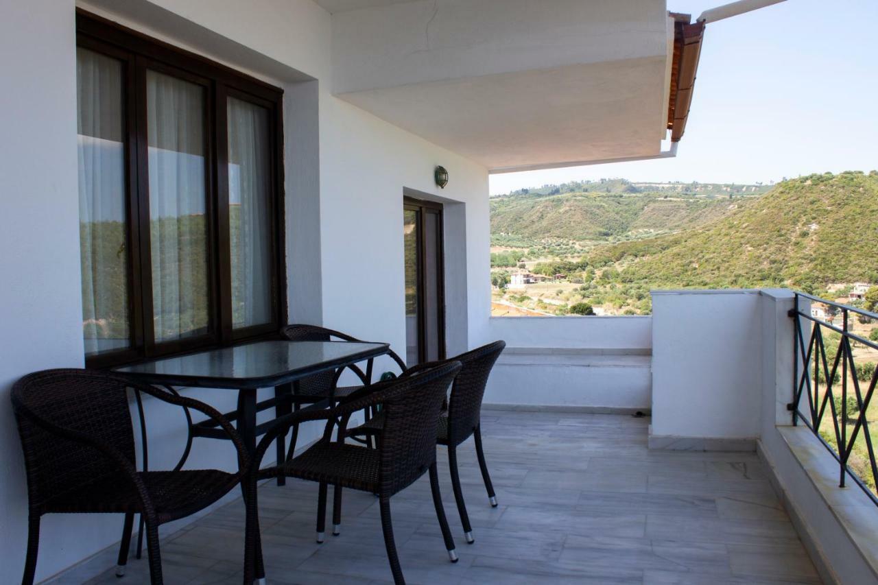 Aparthotel Zephyros Polychrono Exterior foto