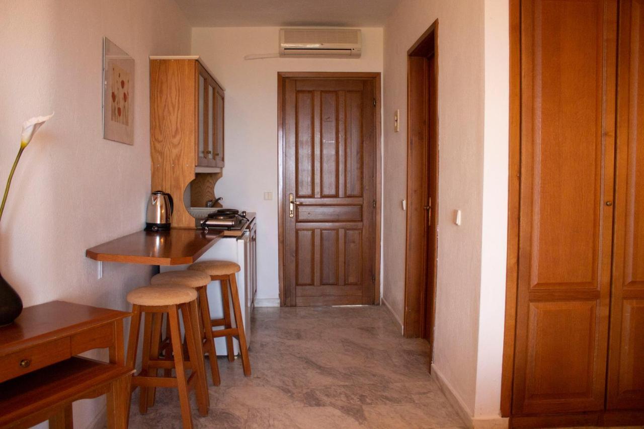 Aparthotel Zephyros Polychrono Exterior foto